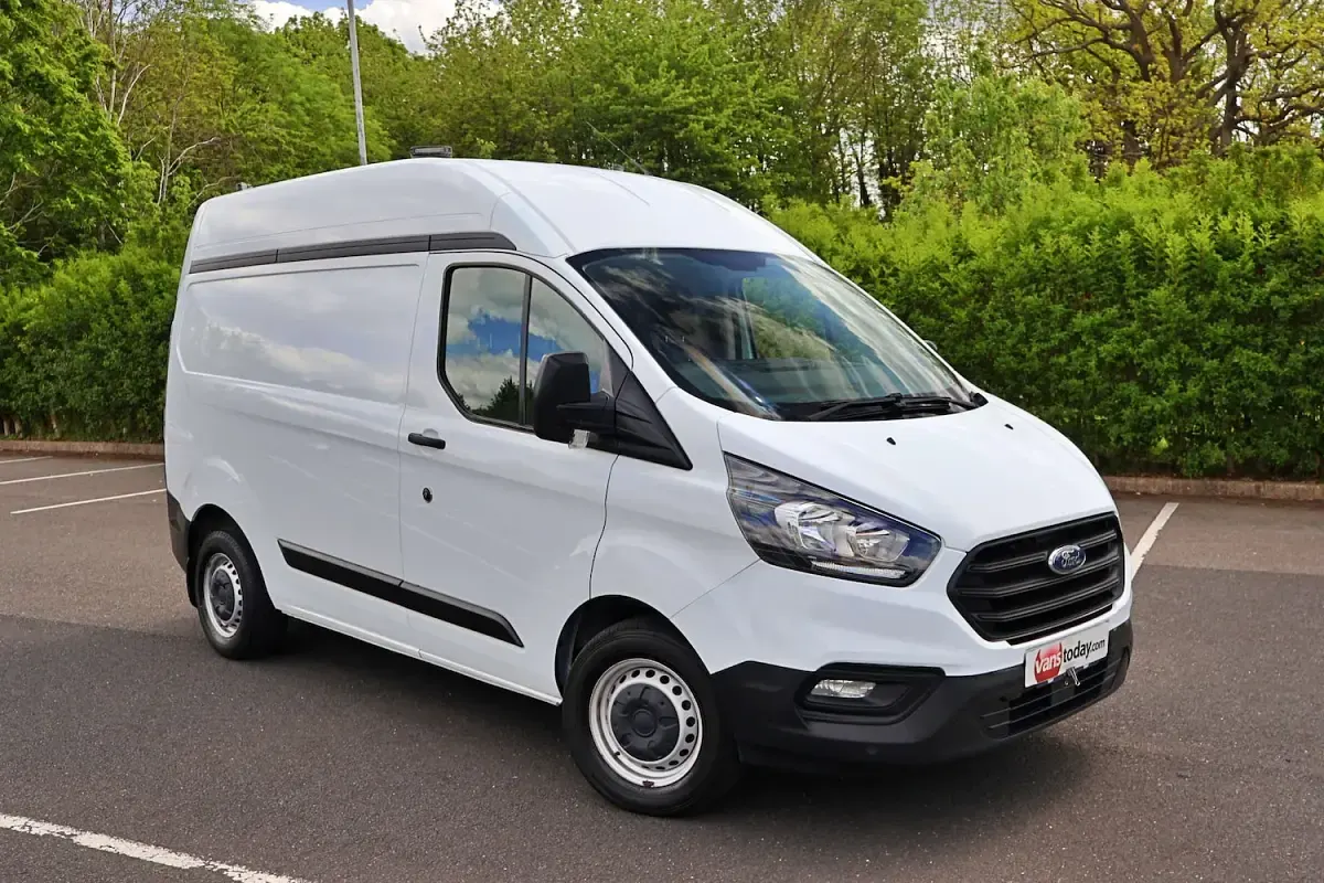 Used Ford Transit Custom 170 HP (125 kW) 2019 White Van