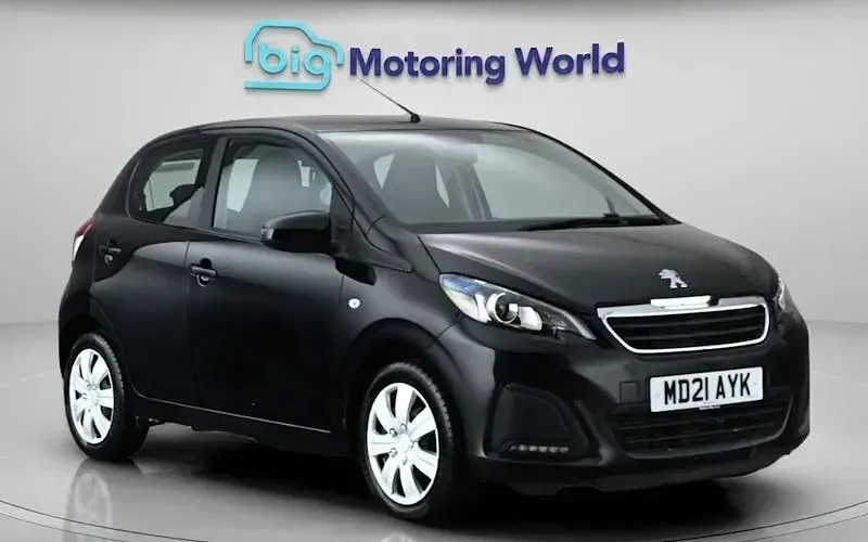 Used Peugeot 108 Active 72 HP (52 kW) 2021 Hatchback