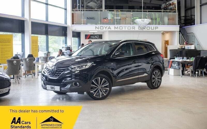 Black Used 2018 Renault Kadjar Signature SUV | £7,449 (Fair price) - Image 1/4