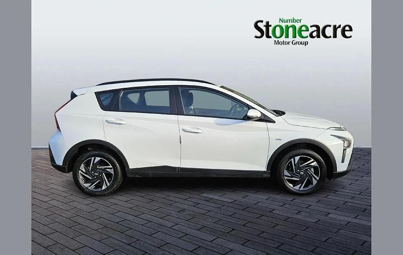 Used Hyundai Bayon SE 99 HP (72 kW) 2022 White SUV
