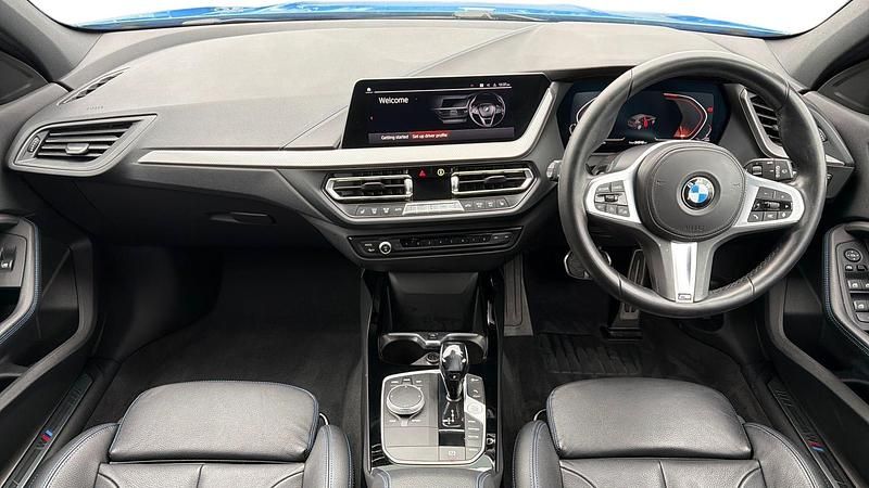 Used BMW 118 M Sport 134 HP (98 kW) 2021 Blue Hatchback