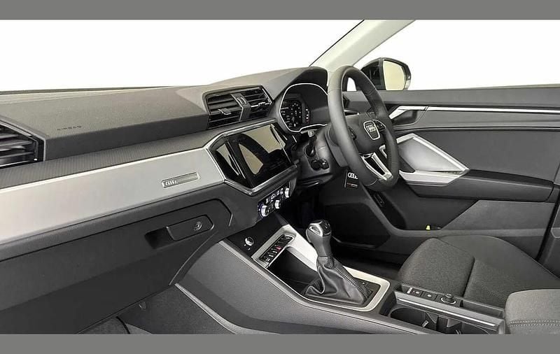 Used Audi Q3 Sport 147 HP (108 kW) 2025 Black SUV