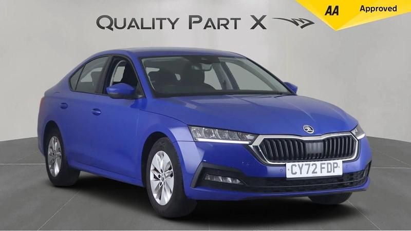Used Skoda Octavia SE Technology 110 HP (80 kW) 2023 Blue Hatchback