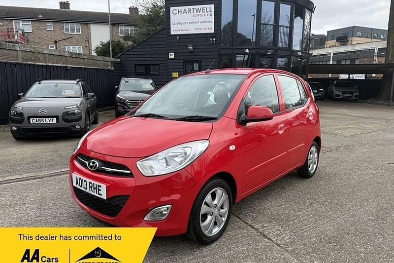 Used Hyundai i10 Active 85 HP (62 kW) 2013 Red Hatchback