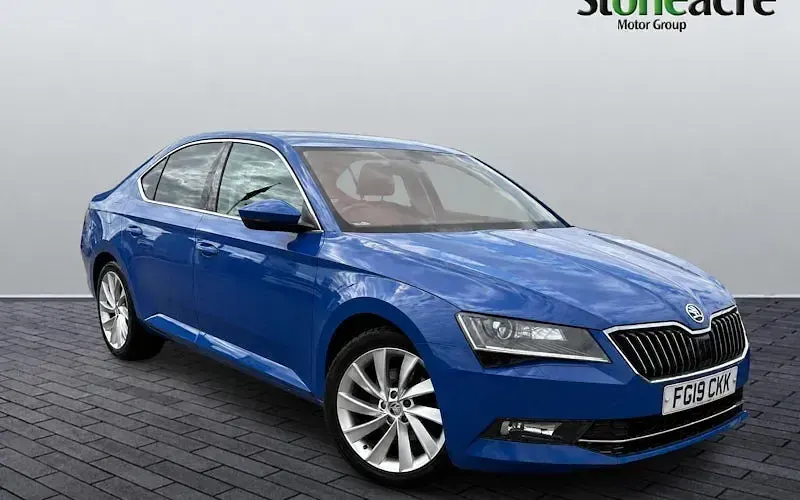 Used Skoda Superb SE L Executive 150 HP (110 kW) 2019 Estate