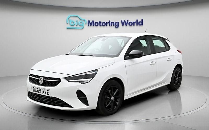 Used Vauxhall Corsa 75 HP (55 kW) 2020 White Hatchback