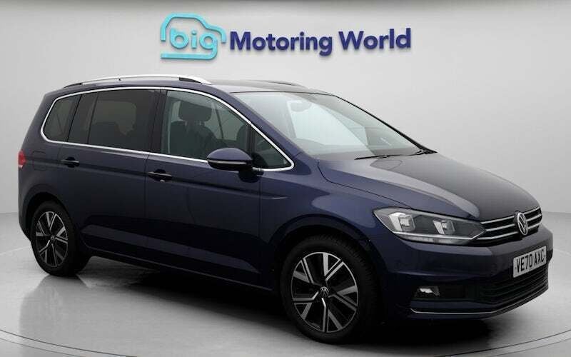 Used 2026 VW Touran SEL MPV | £19,100 (Super price) - Image 1/4