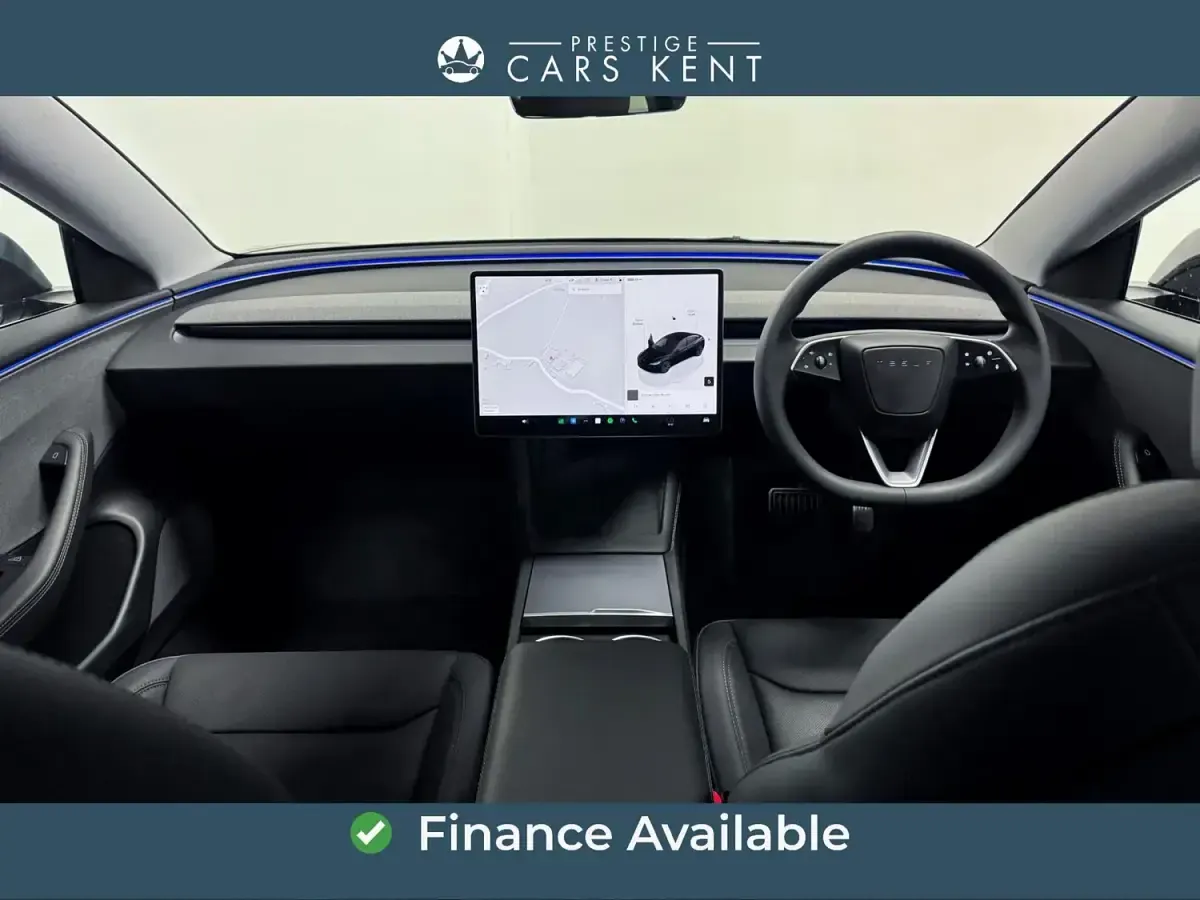 Usado Tesla Model 3 RWD 208 kW (283 HP) 2025 Preto Sedan