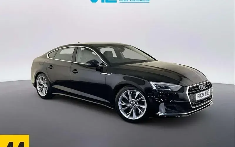 Usado Audi A5 Sportback Sport 150 HP (110 kW) 2024 Citadino