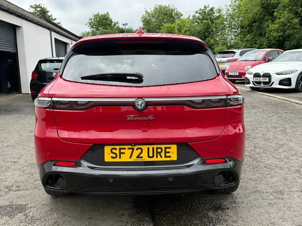 Used Alfa Romeo Tonale Veloce 160 HP (117 kW) 2023 Red SUV