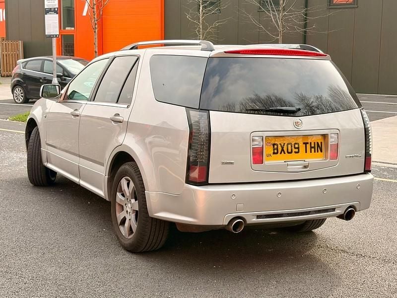 Used Cadillac SRX 308 HP (226 kW) 2010 Grey SUV
