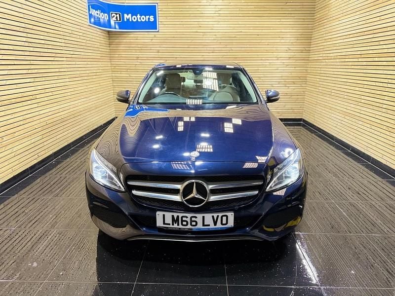 Used Mercedes C200 136 HP (100 kW) 2016 Blue Sedan