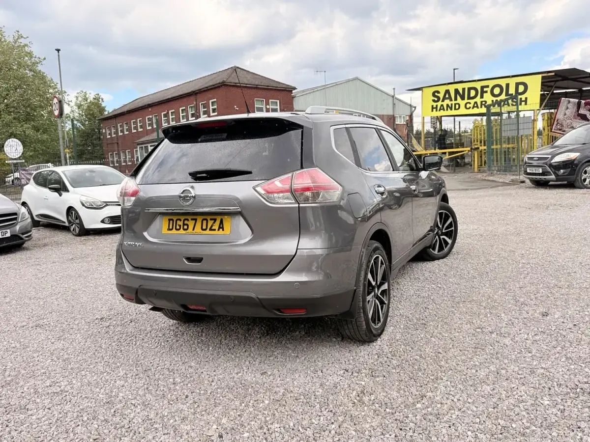 Used Nissan X-Trail Tekna 130 HP (95 kW) 2017 Grey SUV