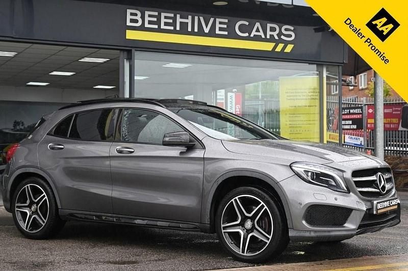 Grey Used 2016 Mercedes GLA220 AMG line SUV | £14,350 (Fair price) - Image 1/4