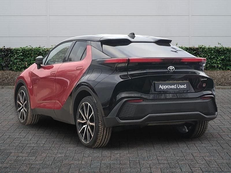 Used Toyota C-HR Sport 2024 Red/black SUV
