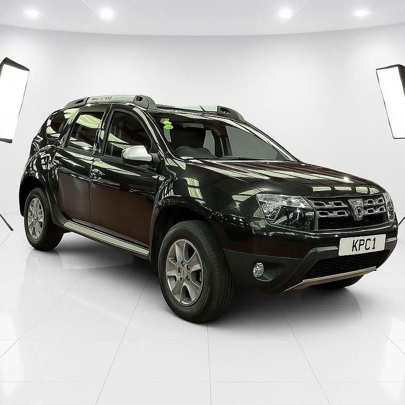 Black Used 2016 Dacia Duster Lauréate SUV | £9,795 (Fair price) - Image 1/4