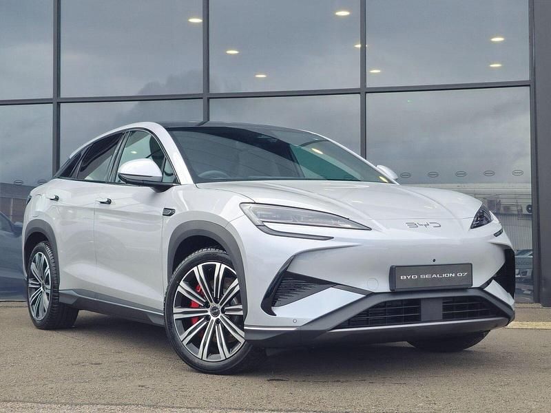 New BYD Sealion 7 11 kW (15 HP) 2026 Obsidian black SUV