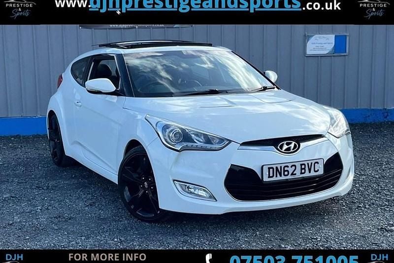 Used Hyundai Veloster Sport 140 HP (102 kW) 2012 White Hatchback