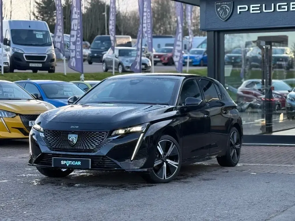 Gebraucht Peugeot 308 GTi 134 PS (98 kW) 2025 Schwarz Kleinwagen