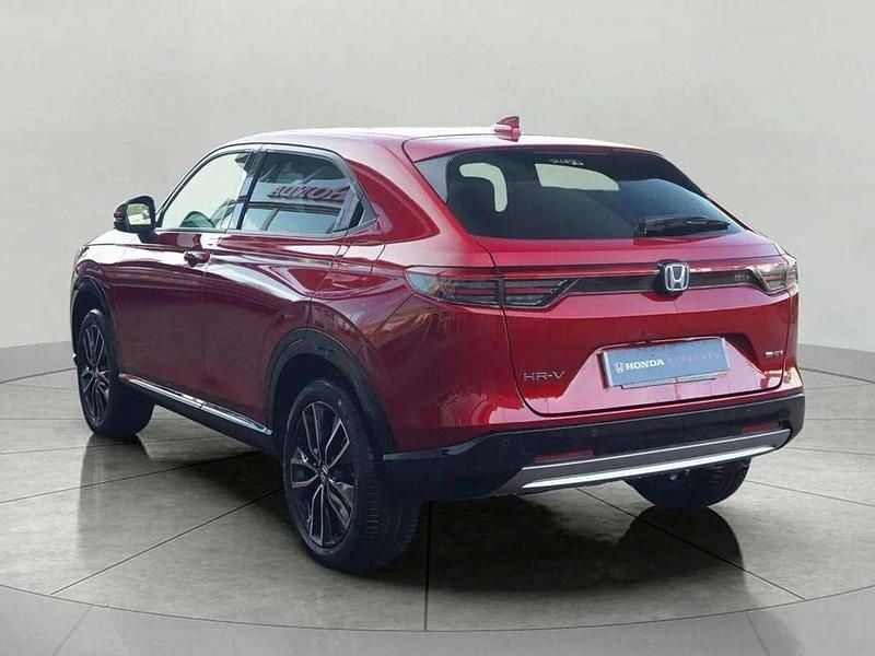 Used Honda HR-V Advance 129 HP (94 kW) 2025 Crystal red SUV