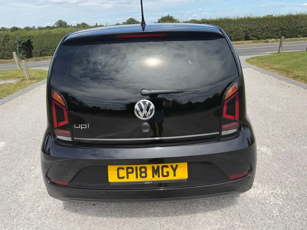 Used VW up! Beats 75 HP (55 kW) 2018 Black Hatchback