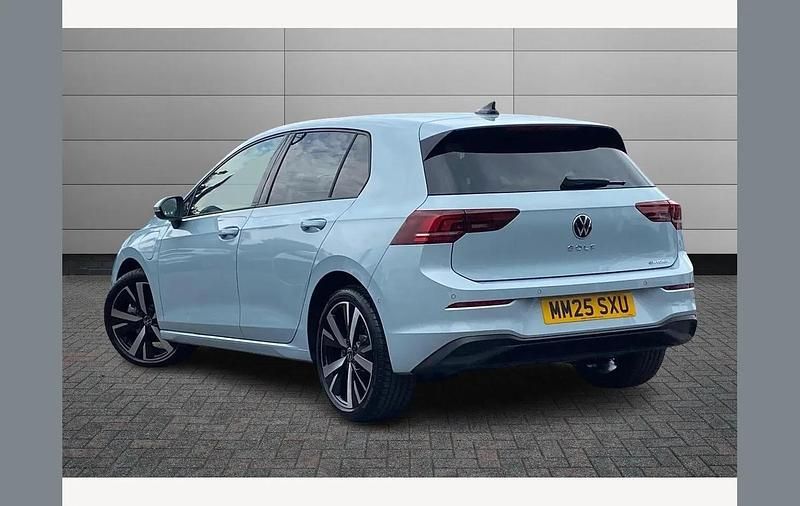 Used VW Golf VIII Match 272 HP (200 kW) 2025 Blue Hatchback