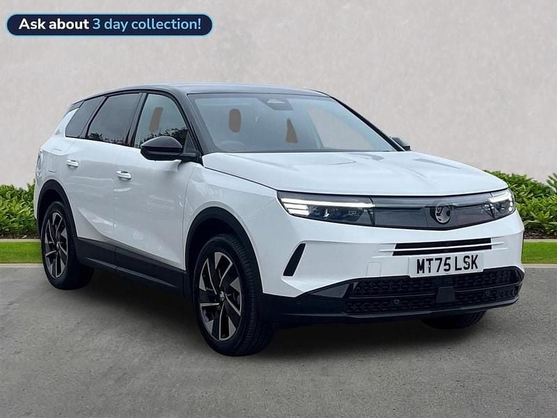 White New 2025 Vauxhall Grandland X SUV | £27,490 (Good price) - Image 1/4