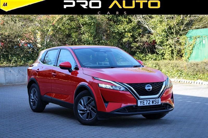 Used Nissan Qashqai Acenta Premium 2022 Red SUV