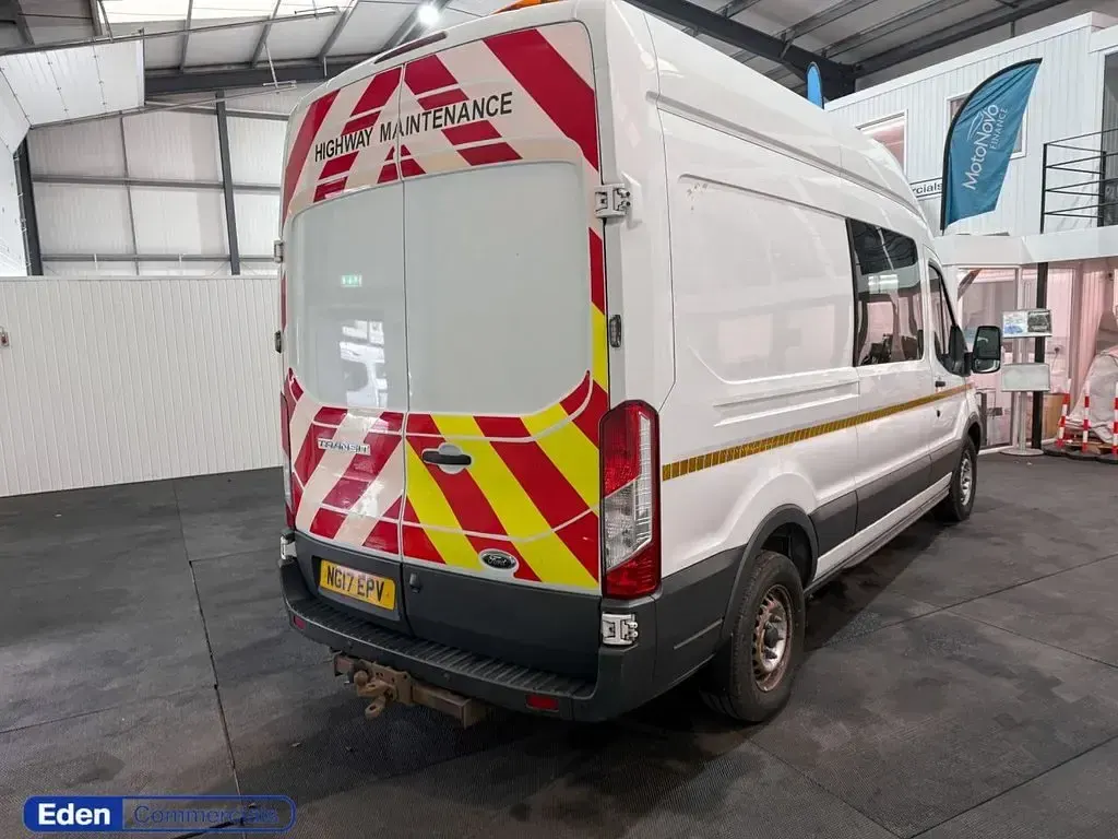 Used Ford Transit 130 HP (95 kW) 2017 White Van
