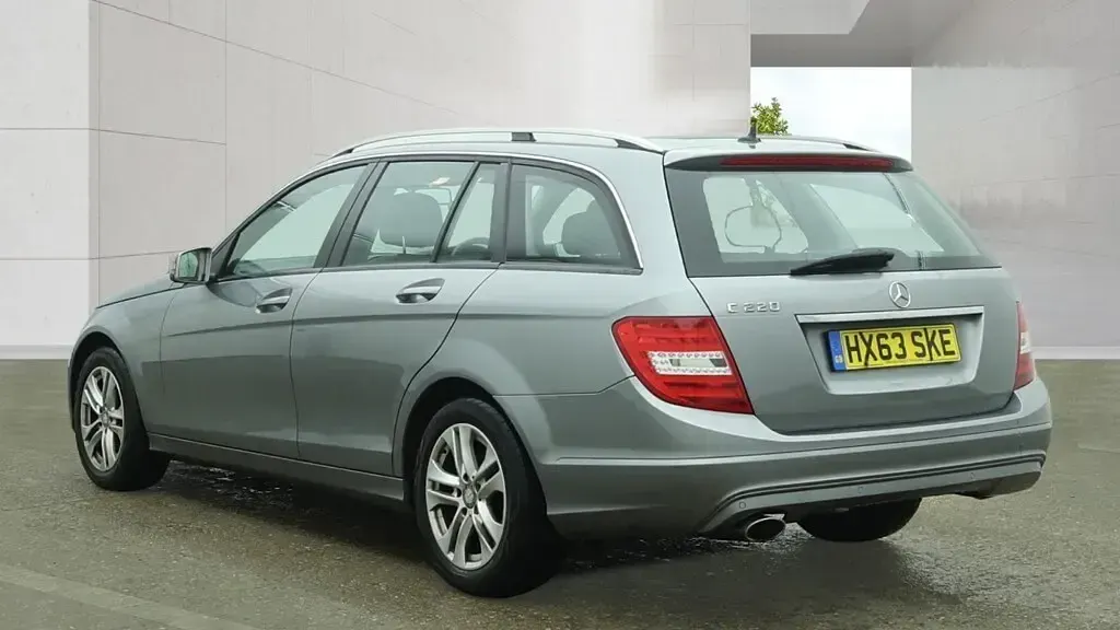Used Mercedes C220 Executive 2013 Silver Estate