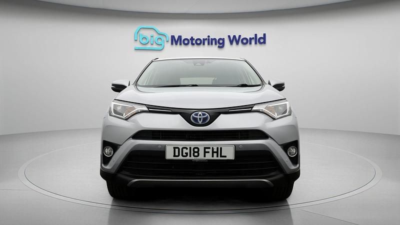 Used Toyota RAV4 Hybrid 197 HP (144 kW) 2018 SUV