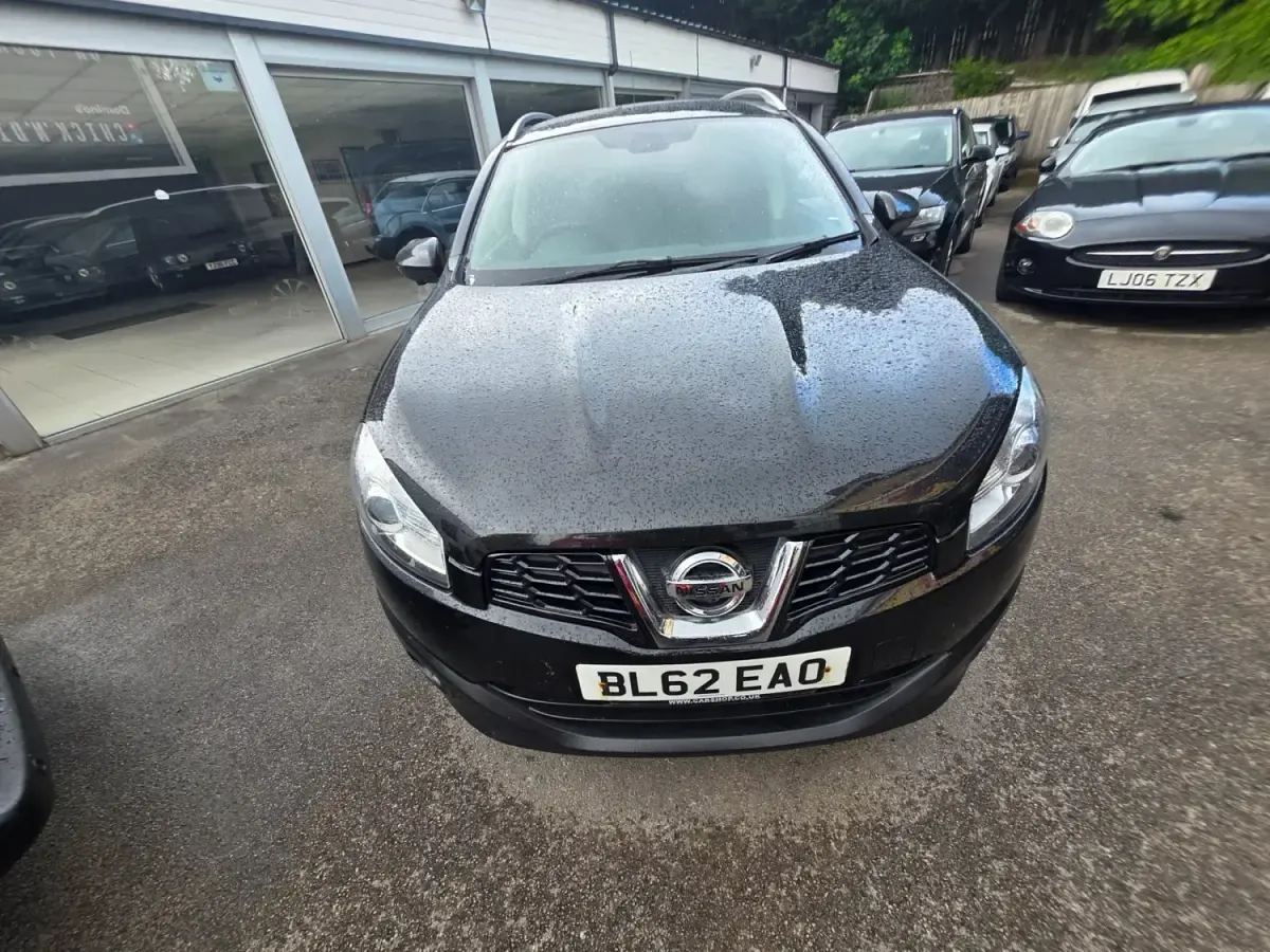 Second-hand Nissan Qashqai +2 N-TEC 117 CP (86 kW) 2013 Negru SUV