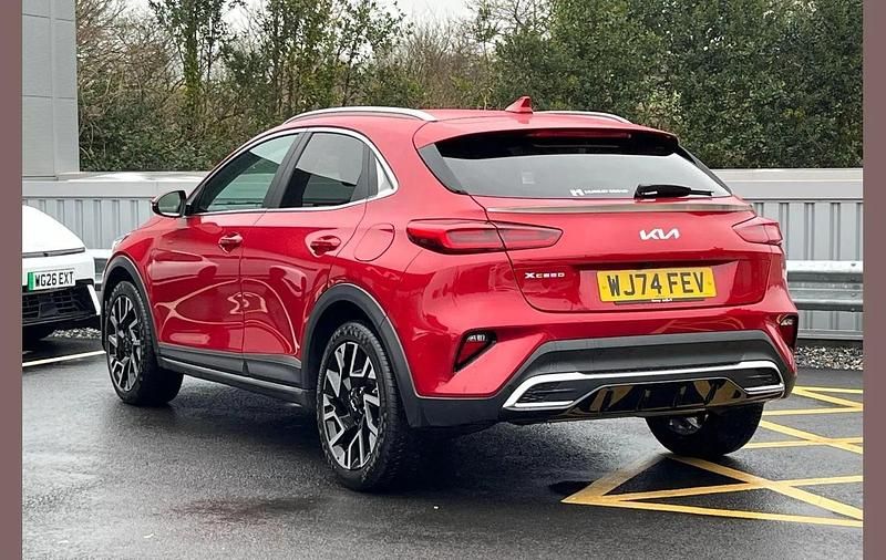Used Kia XCeed 138 HP (101 kW) 2024 Red SUV