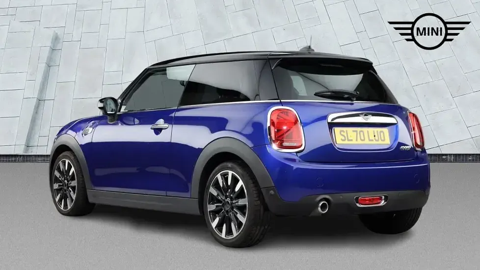 Used Mini Cooper Exclusive 134 HP (98 kW) 2020 Blue Hatchback