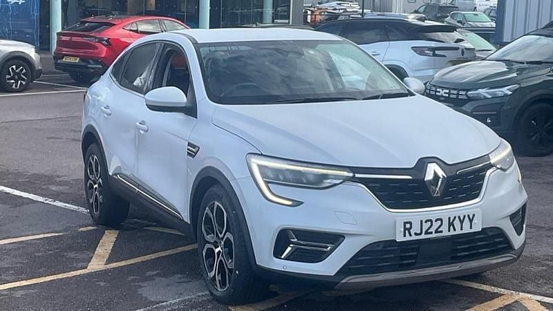 White Used 2022 Renault Arkana Version S SUV | £15,533 (Good price) - Image 1/1