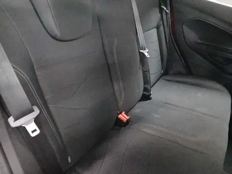 Used Ford Fiesta Style 82 HP (60 kW) 2015 Red Hatchback
