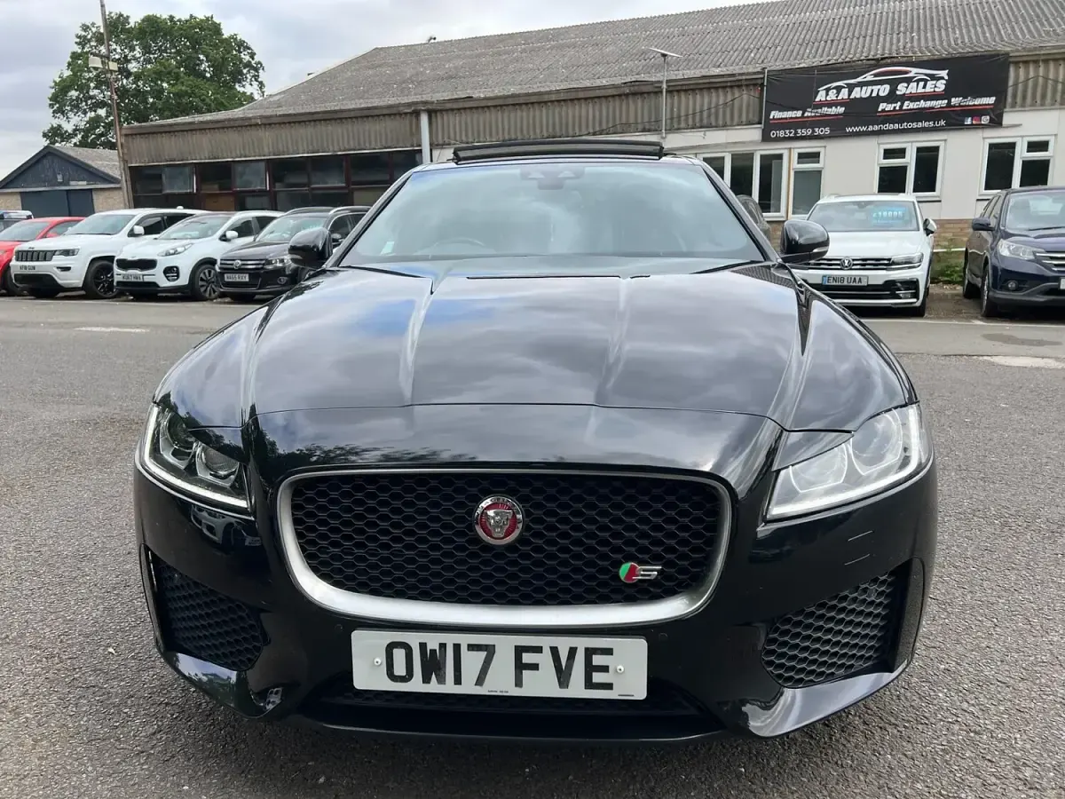 Used Jaguar XF S 300 HP (220 kW) 2017 Black Sedan