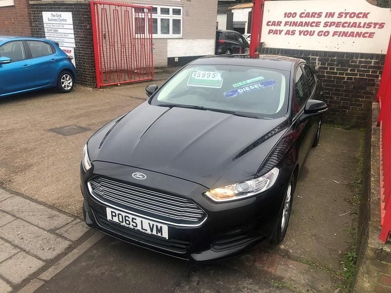 Used Ford Mondeo Style 2022 Black Hatchback