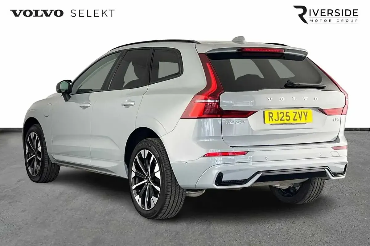 Used Volvo XC60 Ultra 455 HP (334 kW) 2025 Vapour grey SUV