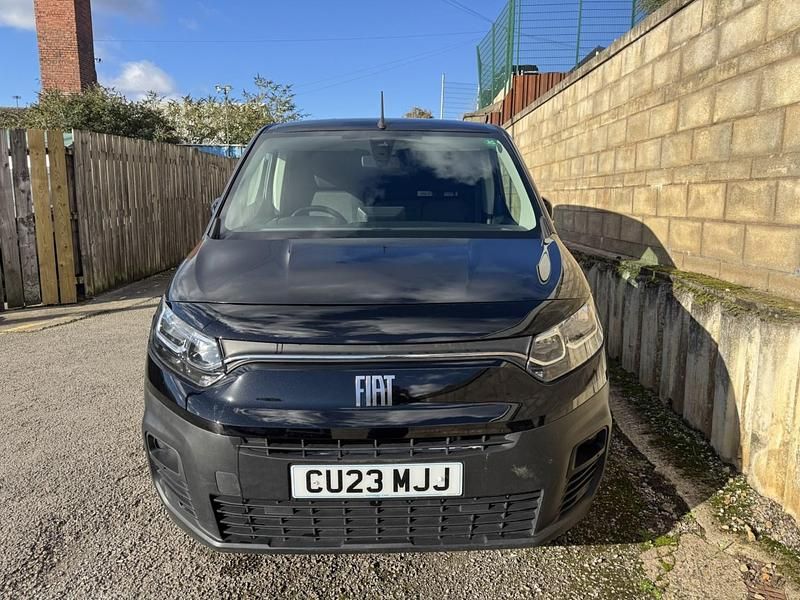 Used Fiat Doblò 2023 Black MPV