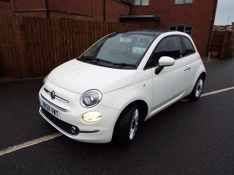 Used Fiat 500 Lounge 69 HP (50 kW) 2018 White Hatchback