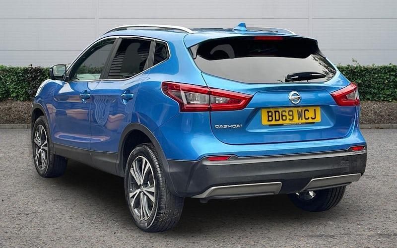 Used Nissan Qashqai N-Connecta 140 HP (102 kW) 2020 SUV