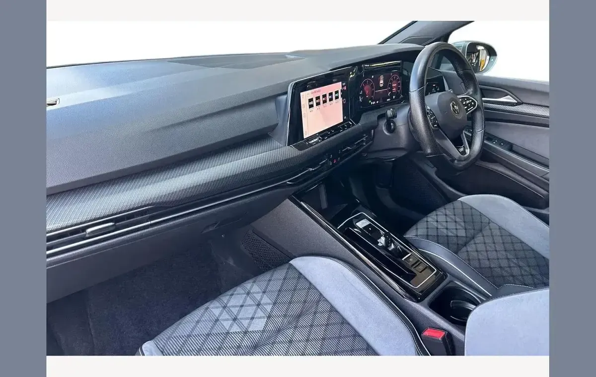 Used VW Golf VIII R-line 150 HP (110 kW) 2023 Dolphin grey Hatchback