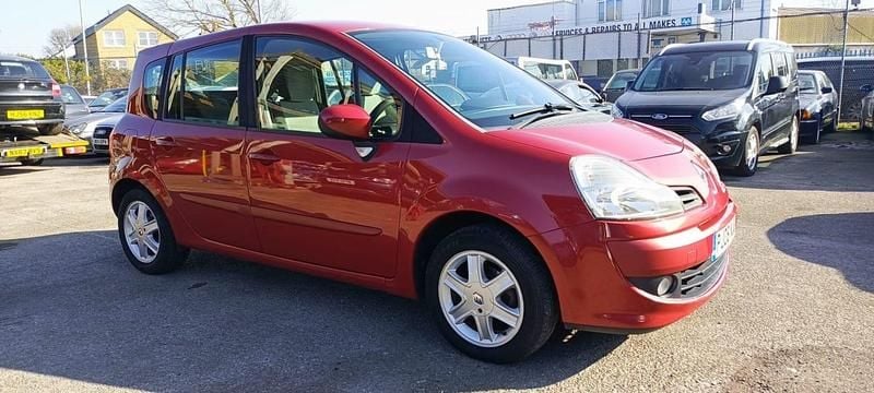 Used Renault Grand Modus Dynamique 2008 Red MPV
