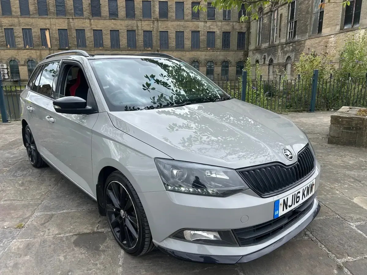 Used Skoda Fabia Monte Carlo 105 HP (77 kW) 2016 Grey Estate