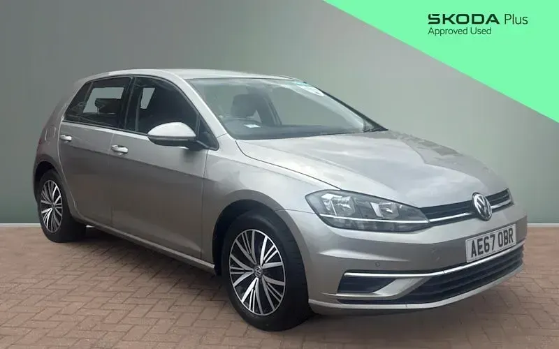 Used VW Golf VII SE 125 HP (91 kW) 2017 Hatchback