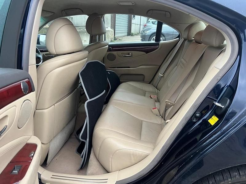 Used Lexus LS460 2008 Blue Sedan