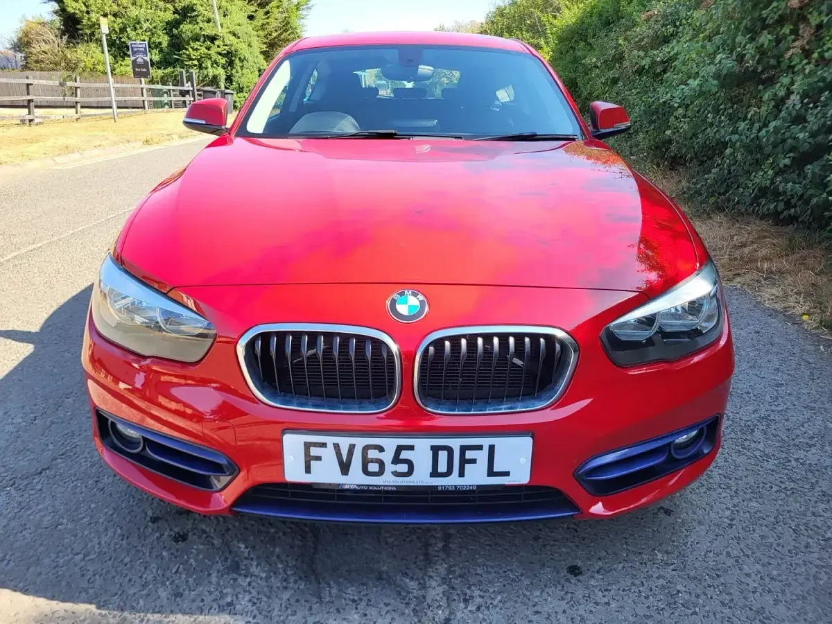 Used BMW 120 Sport Line 174 HP (127 kW) 2015 Red Hatchback
