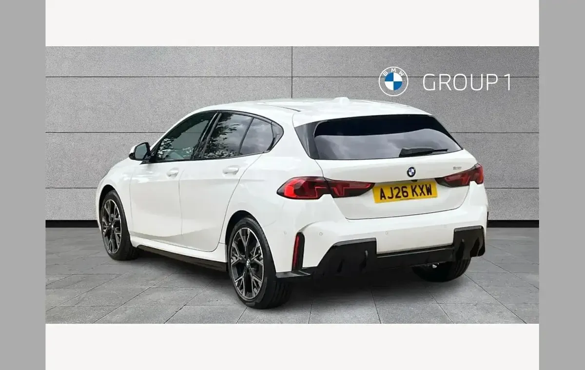 Used BMW 123 M Sport 200 HP (147 kW) 2026 White Hatchback