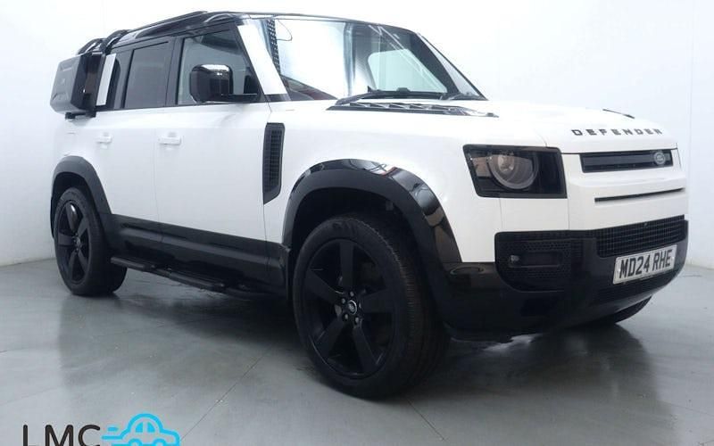 Used Land Rover Defender HSE Dynamic 300 HP (220 kW) 2024 Estate